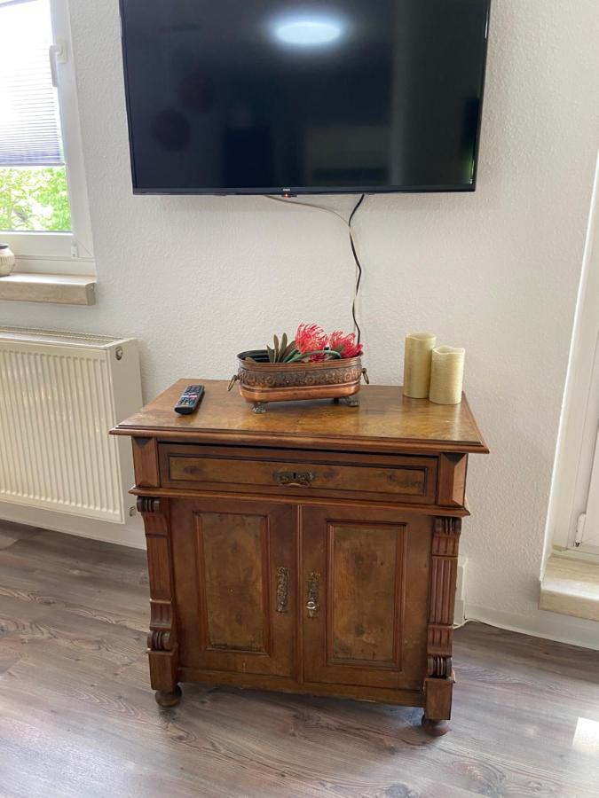 Schoene Kleine Wohnung Котбус Экстерьер фото